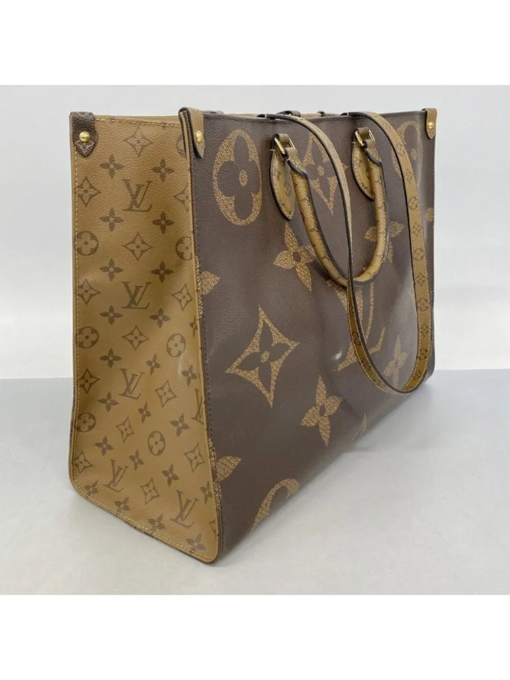 Louis Vuitton Tote Monogram Giant Reverse On The Go GM Brown 2-Way